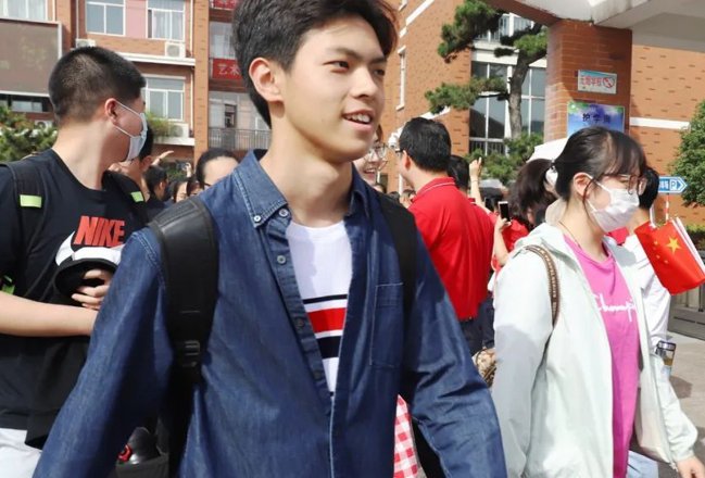 袱的组词是什么啊