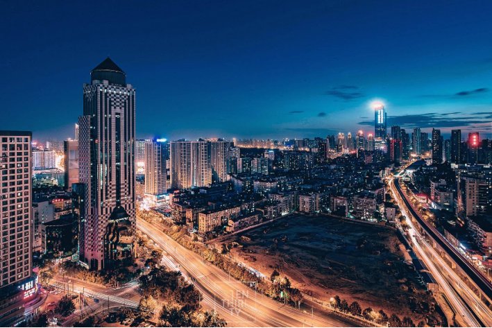 通都大埠的意思