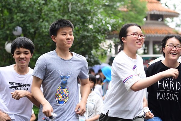 湖南省高考分数线2023年公布时间