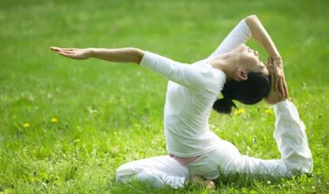 信阳大二女生每天运动1.5小时9个月减重45斤，有哪些健康的减肥方法？