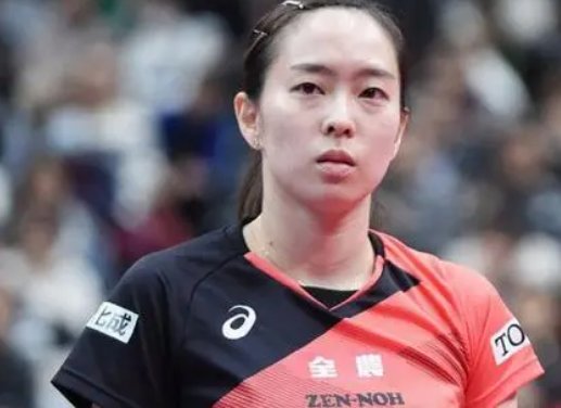 石川佳纯为什么会中文？