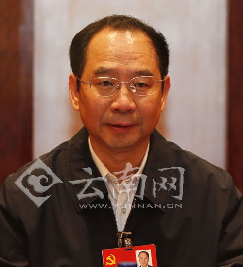 江普生的人物介绍