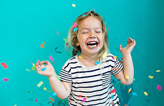 celebrate形容词 副词 名词 动词