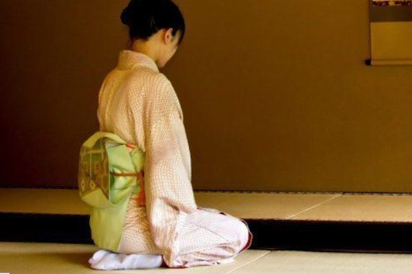 跪坐法的正确图解