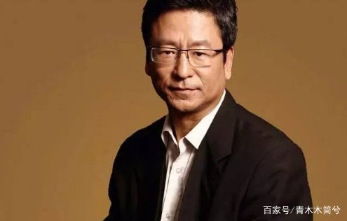 王朔曝光央视名嘴白岩松真面目，原来我们被骗了20年，究竟发生了什么？