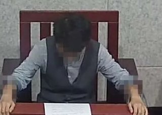 同居4年的男友竟是女人，其男友女扮男装是为了什么？