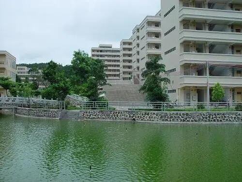 高州师范学院是本科还是大专