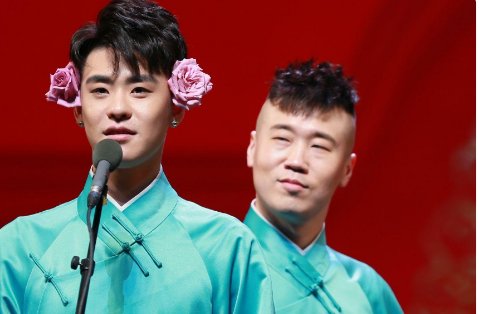 张云雷是怎么坠楼的？