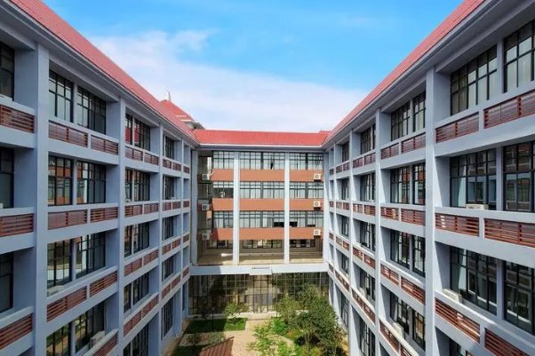 广西机电职业技术学院学费多少一年