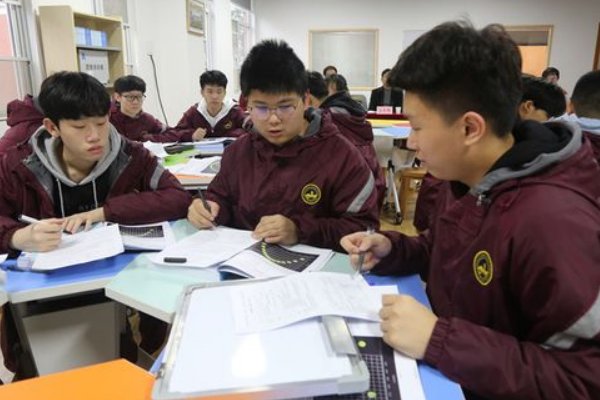 双关图是知觉的什么现象