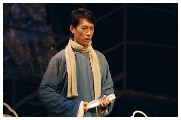 靳辅儿子靳治豫没死吗？