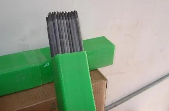 焊条的牌号有多少种？