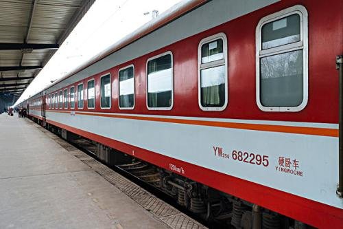 南宁到上海站k1588次列车经过几个站点