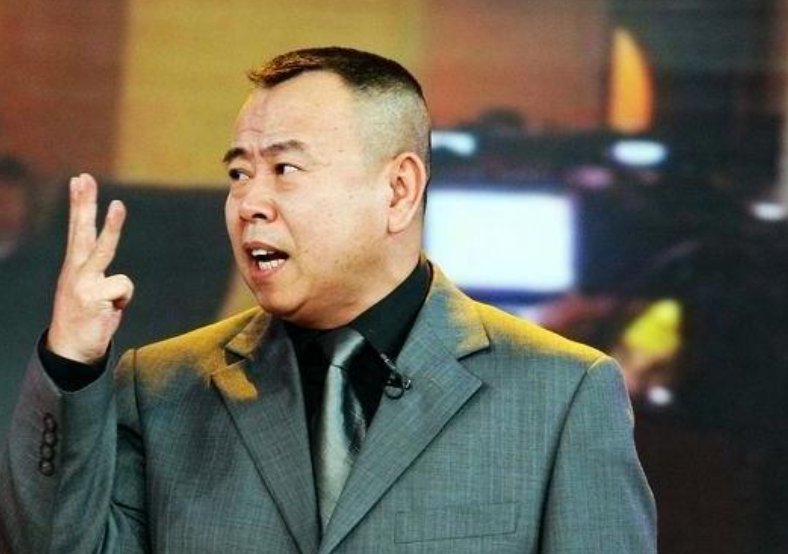 潘长江怎么了？