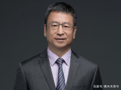 王朔曝光央视名嘴白岩松真面目，原来我们被骗了20年，究竟发生了什么？