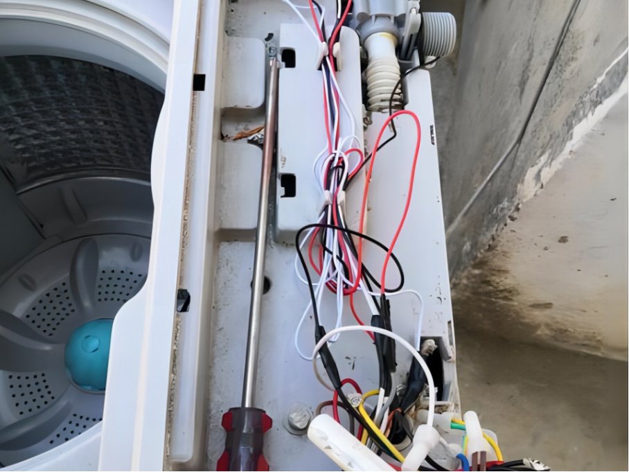 洗衣机显示u4怎么解决