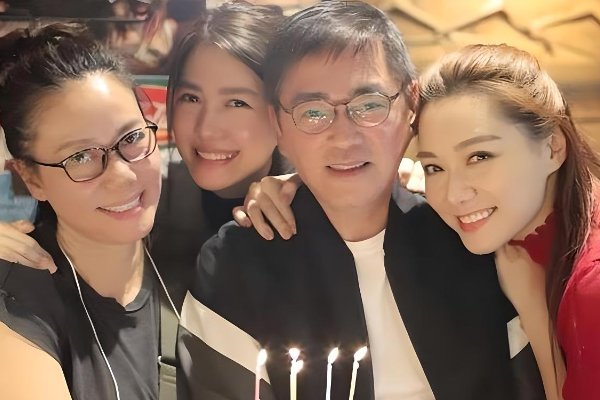 汤镇宗的老婆