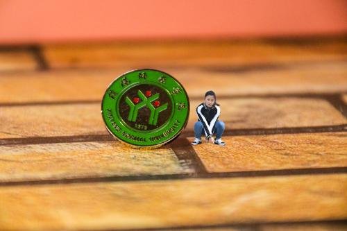 63位袖珍人在景区表演谋生,他们是否会遭到外界的歧视?