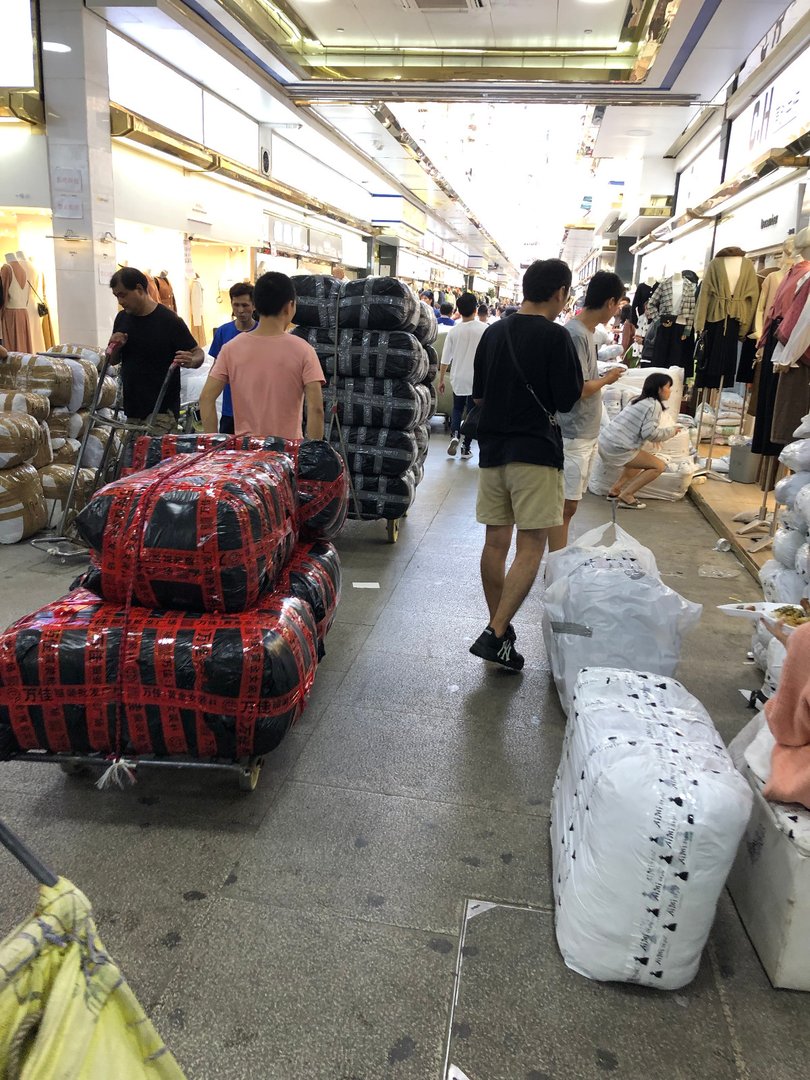 北京大红门服装批发市场搬了没有？