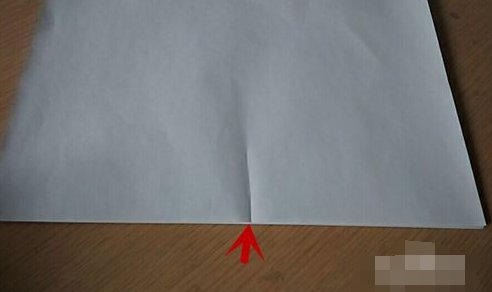 如何用打孔机在A4纸上整齐的打孔？