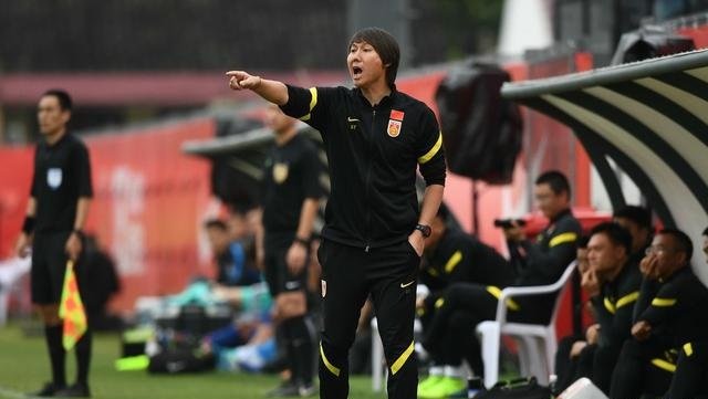 国足4战全胜进了17球，李铁带领国足，能不能冲进世界杯？