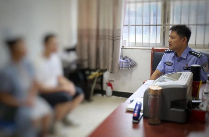 儿子高考689分，为何查分后妈妈却拨通了警察电话？