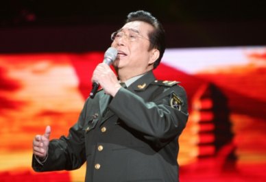 陈思思终于不再隐藏，公开与李双江的关系，他们是什么关系？