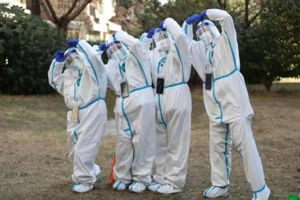 爱好书画和发光是谁