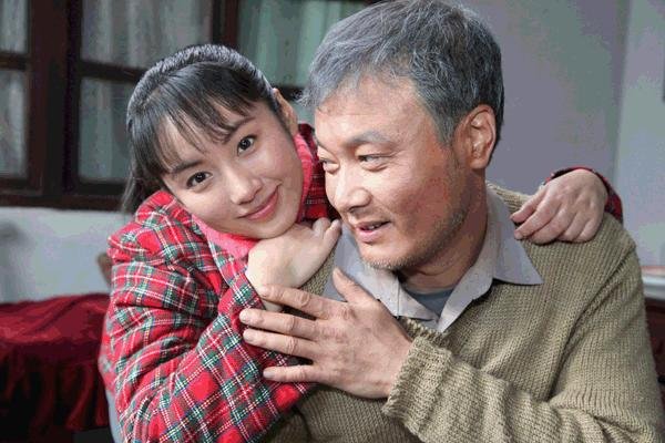 爸爸别走的演职员表
