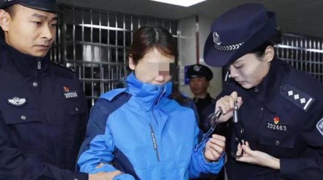 劳荣枝为什么杀小木匠