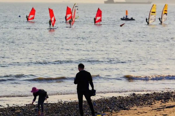 hotsummer翻译成中文