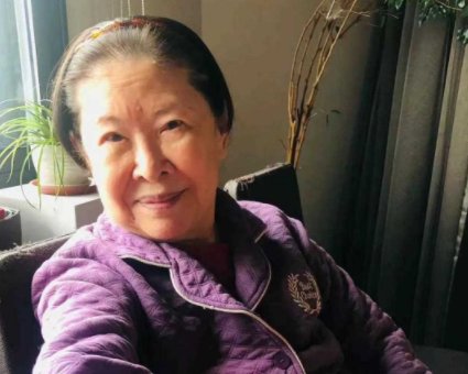 毕丽娜第一任老公是谁