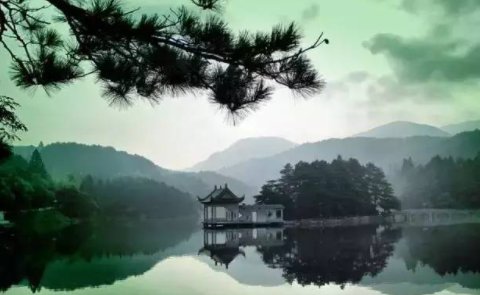 “你看雪花飘散芊芊换白观”是什么歌,什么歌曲的歌词?