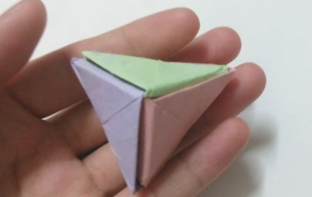 立体三角形折纸教程