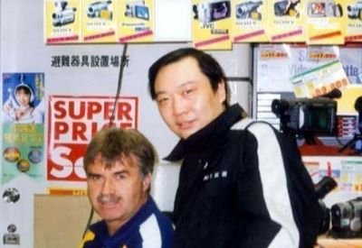 为何作家诗人大仙去世，众多明星前去悼念？