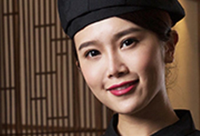 服务员多次提醒点餐避免浪费被骂，店家是如何回应的？