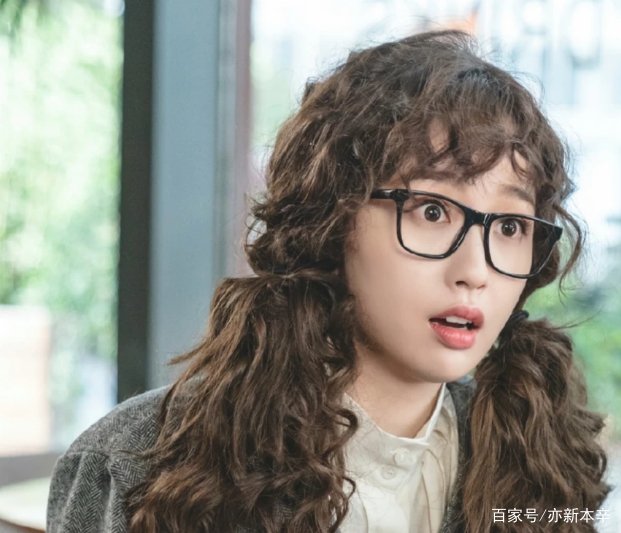 虞书欣自曝想插队火锅店,结果惨遭无情拒绝,这样合适吗?