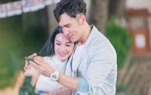 你认为张伦硕和钟丽缇在一起是真爱,还是为了她的钱?