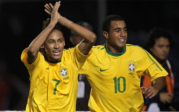 内马尔国家队球衣到底是多少号？