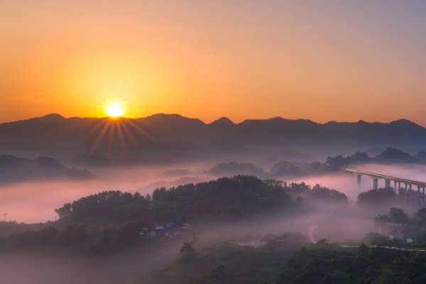 “凌晨，黎明，拂晓，清晨，早晨，上午，中午，下午，晚上，傍晚，黄昏，午夜，夜间”的确切时间