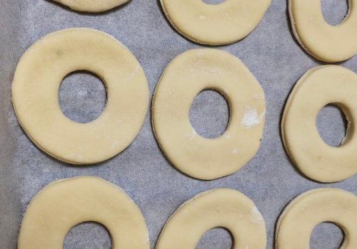 女朋友说甜甜圈是什么意思