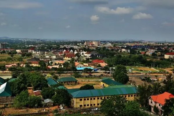 人口排名前十的国家