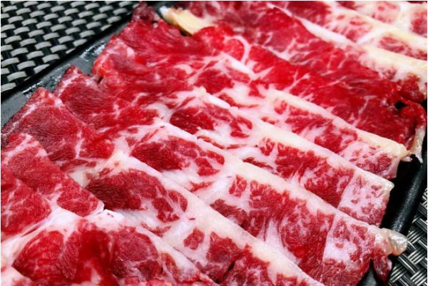 国产牛肉最高涨价20%，为何临近春节肉价会上涨？