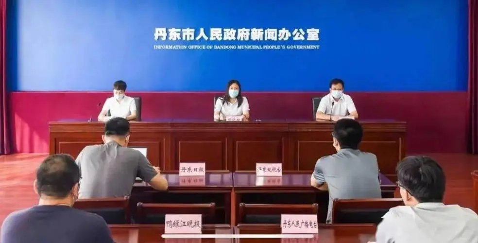 丹东一医院数月未发工资，卫健局：力争本月解决！拖欠薪资为何成了常态？