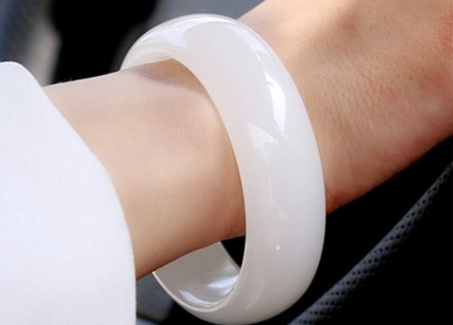 什么是碳酸盐玉？