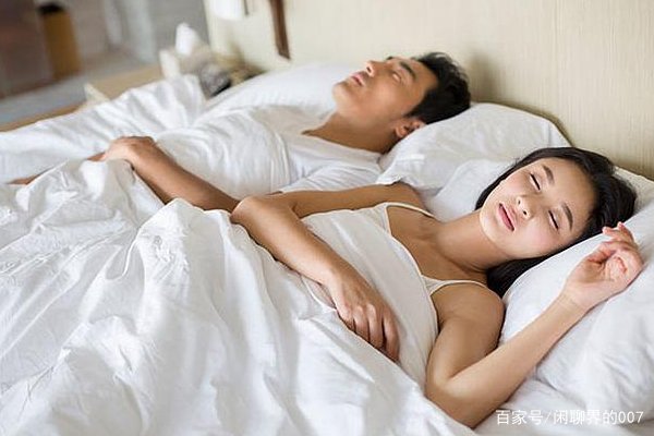 相亲时，女人主动和男人“发生关系”，这种女人适合做老婆吗？