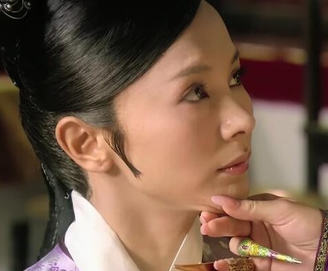 《甄嬛传》颂芝哪一集成为答应？