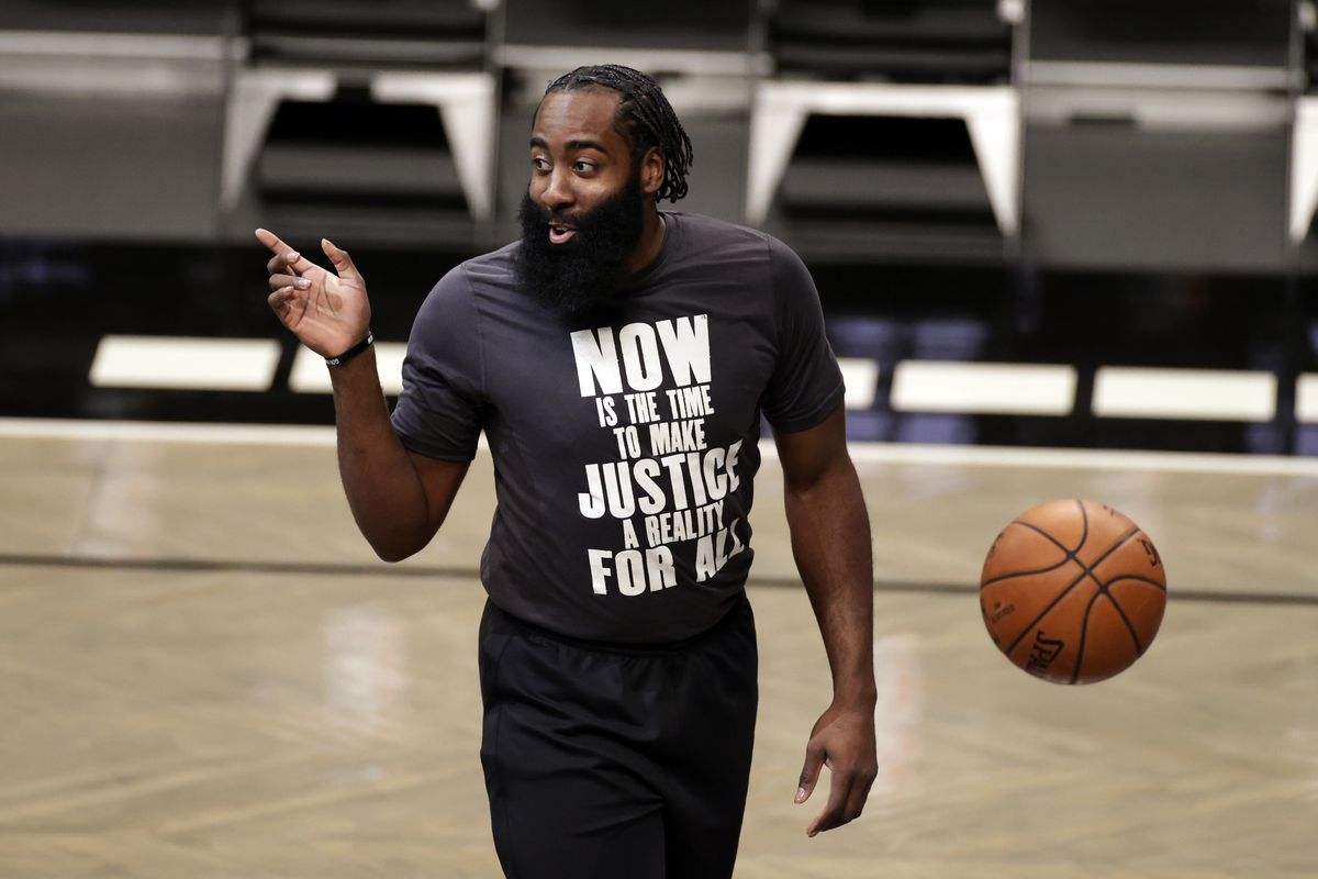 篮网将哈登交易到76人，换来西蒙斯小库里和选秀权，你如何评价这场交易？