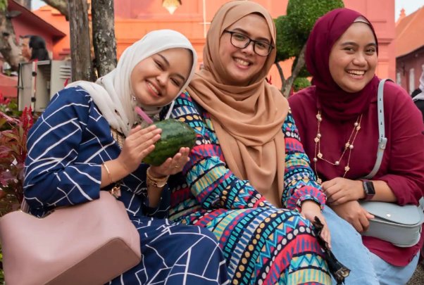 马来西亚立法禁止女性穿男装，如有违反，将会受到什么处罚呢？